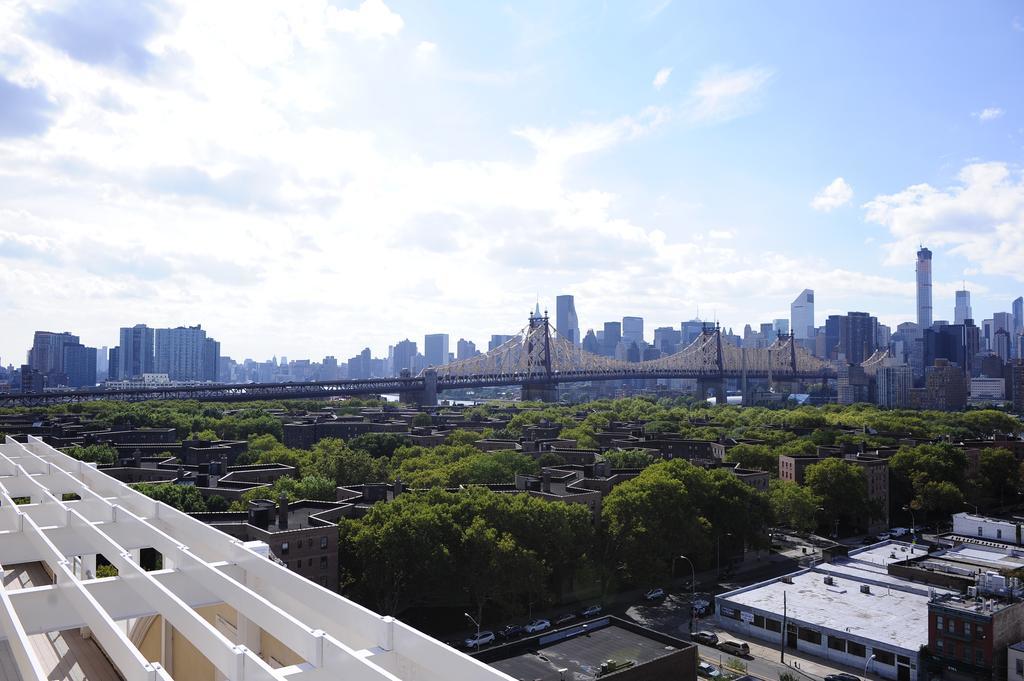 ניו יורק Howard Johnson By Wyndham Long Island City מראה חיצוני תמונה