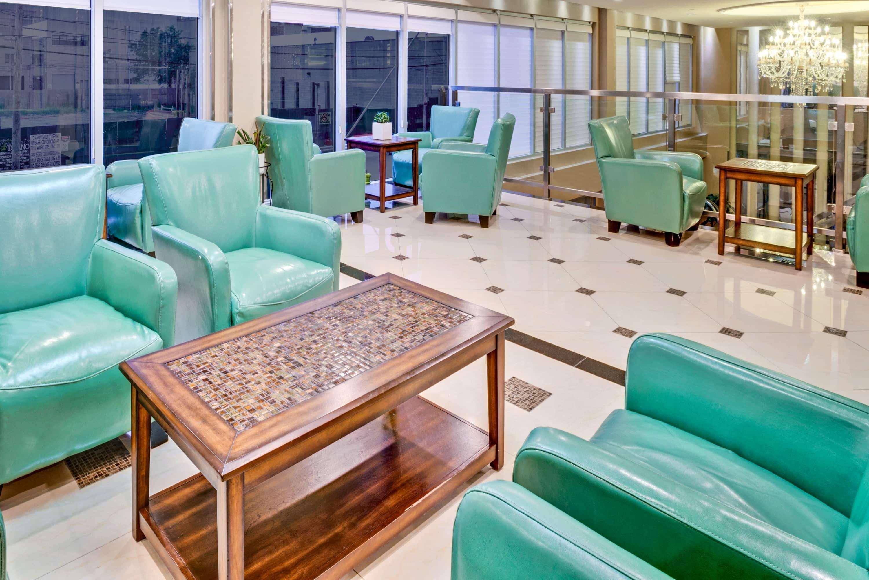 ניו יורק Howard Johnson By Wyndham Long Island City מראה חיצוני תמונה