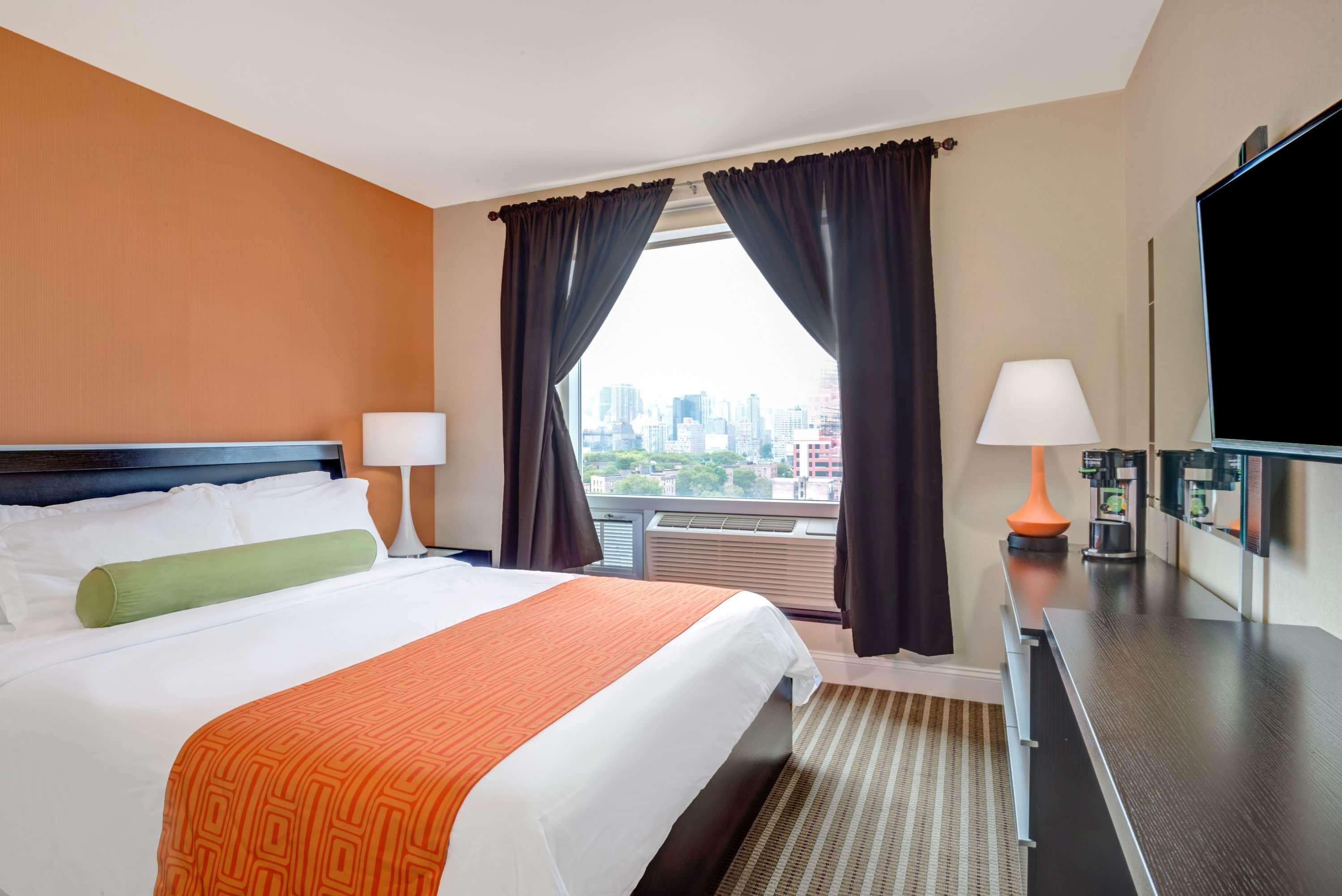 ניו יורק Howard Johnson By Wyndham Long Island City מראה חיצוני תמונה