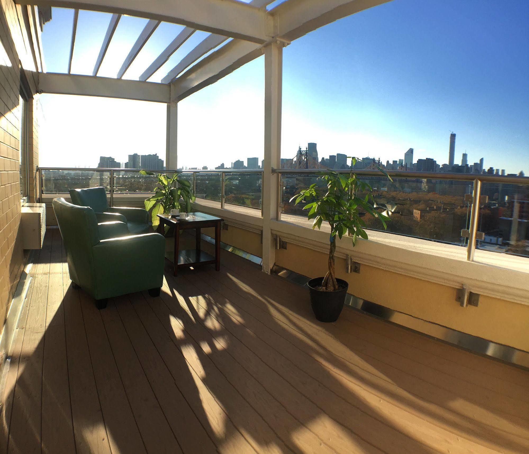 ניו יורק Howard Johnson By Wyndham Long Island City מראה חיצוני תמונה