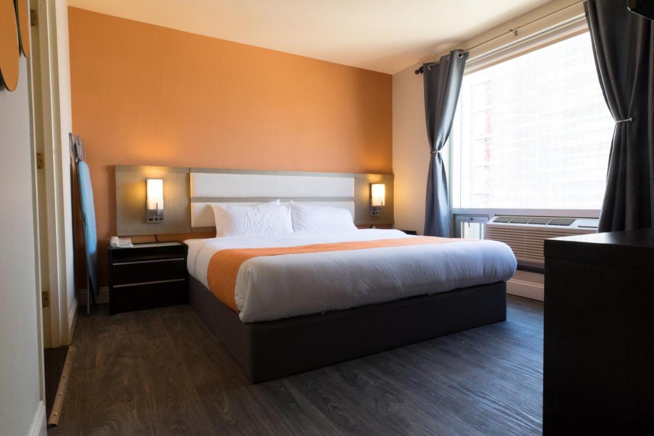 ניו יורק Howard Johnson By Wyndham Long Island City מראה חיצוני תמונה