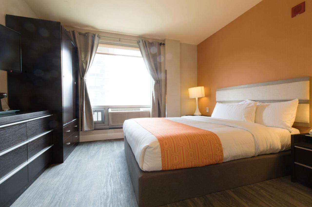 ניו יורק Howard Johnson By Wyndham Long Island City מראה חיצוני תמונה