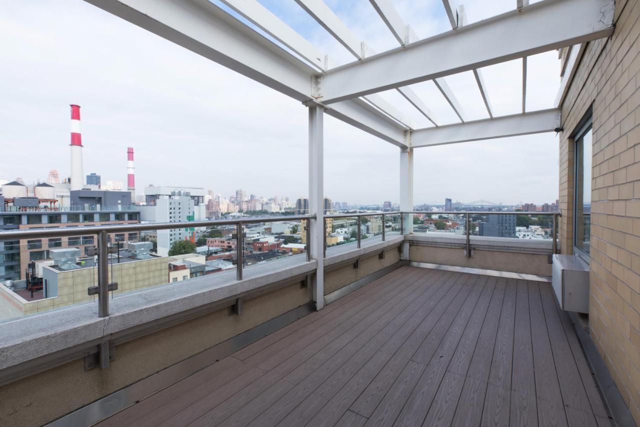 ניו יורק Howard Johnson By Wyndham Long Island City מראה חיצוני תמונה